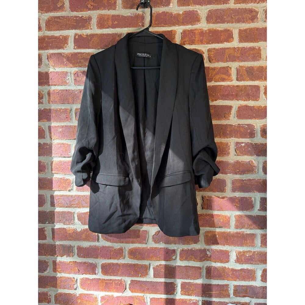 Priceless brand Good Feeling style blazer size small